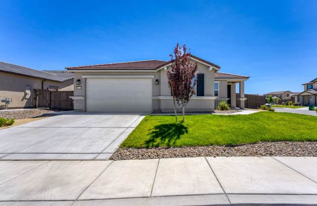 FULLY FURNISHED SPANISH SPRINGS HOME WITH HOT TUB & UTILITIES INCLUDED Gallery 3