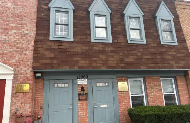 12069 TECH Road unit: 8 photos photos