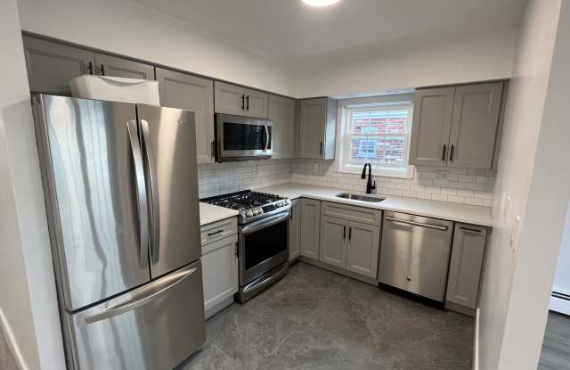 3113 Harding Avenue photos photos