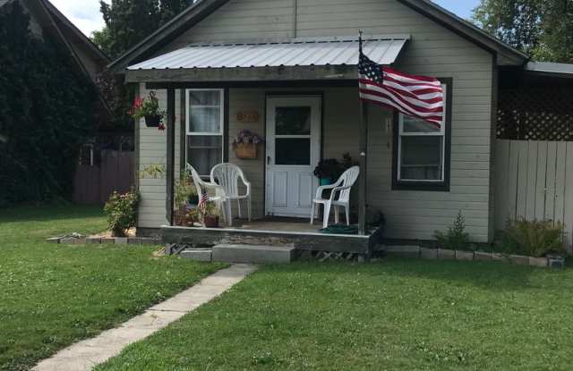 Non-Refundable  Security Deposit Total: $1200.00 photos photos