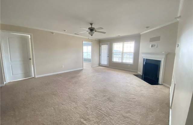 1305 Kershaw Loop Gallery 3