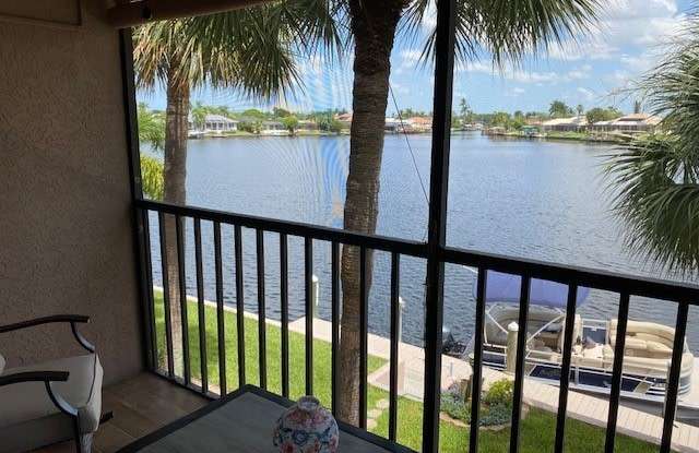 131 SW 47th Terrace unit: 204 photos photos