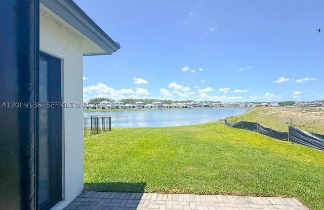 5639 Argento Drive Gallery 2