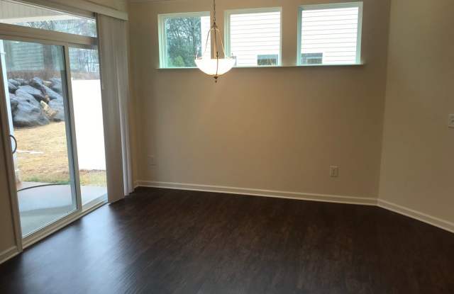 12426 Savannah Cottage Drive Gallery 4