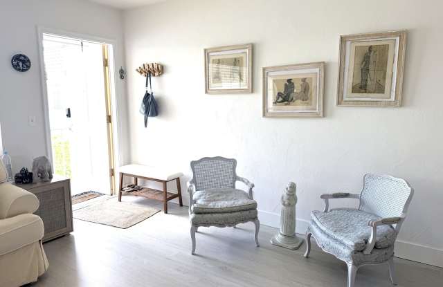 3322 Cynthia Lane Gallery 3