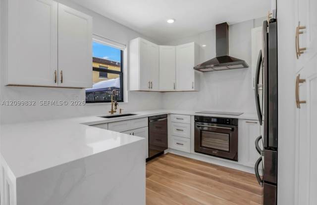 4664 Banker Ter Gallery 3