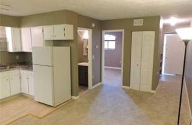 3289 Kennett Sq Gallery 4