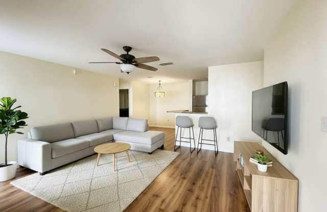 635 Granville Ct photos photos