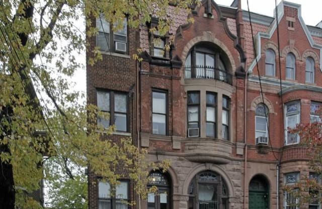 114 SUMMIT AVE - 114 Summit Avenue, Jersey City, NJ 07304