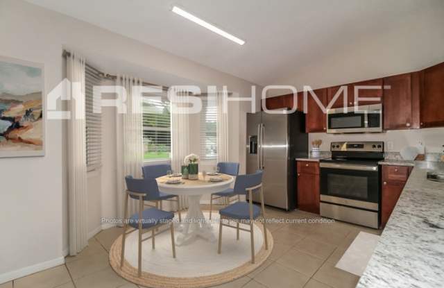 6027 Christian Way Gallery 4