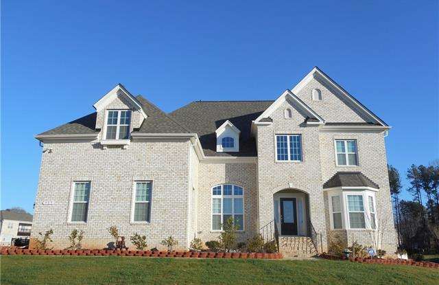 909 Hidden Pond Ln - 909 Hidden Pond Ln, Wesley Chapel, NC 28173