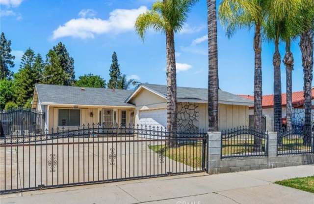 1620 S Cypress photos photos