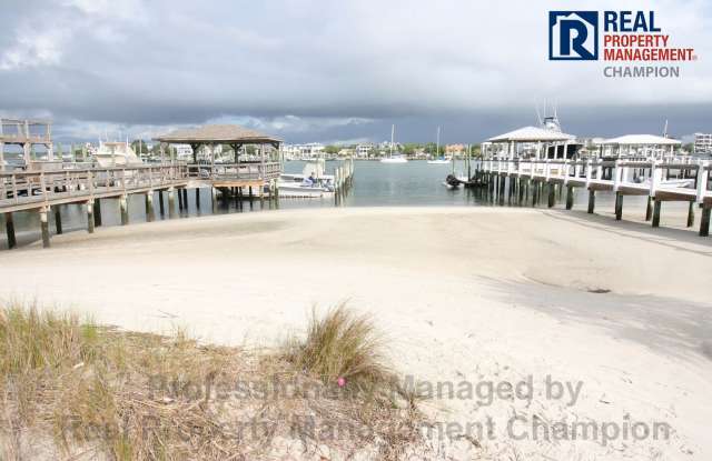 Furnished Year Round Rental One Block from Ocean on Wrightsville Beach Gallery 3