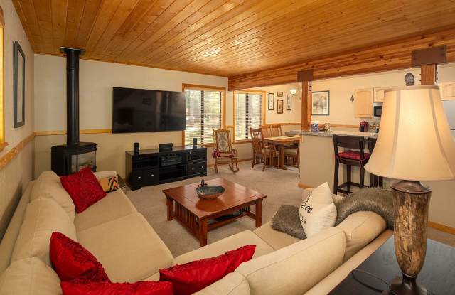 Truckee Condo Ski Lease photos photos