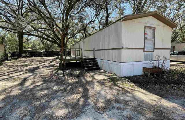 8103 N Palafox St photos photos