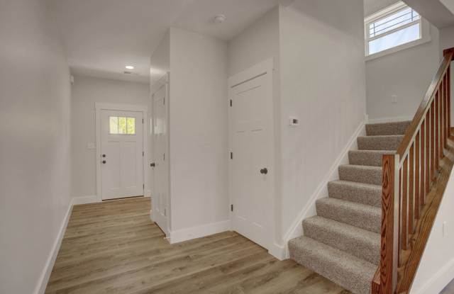 695 Karvois Court - 4 BR/2.5 Ba - $2900 Available NOW Gallery 4
