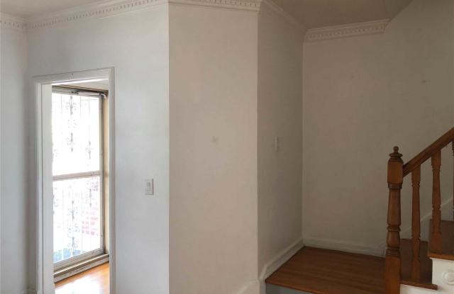 73-51 Utopia Pkwy Gallery 4