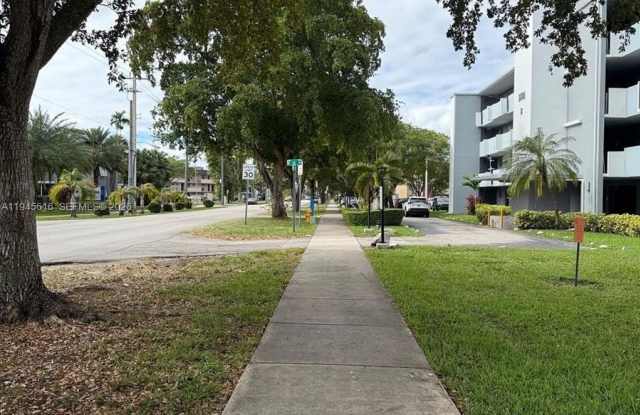 1201 NE 191st St photos photos