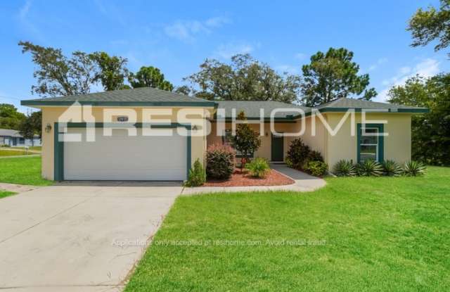 12035 Elgin Boulevard - 12035 Elgin Boulevard, Spring Hill, FL 34608