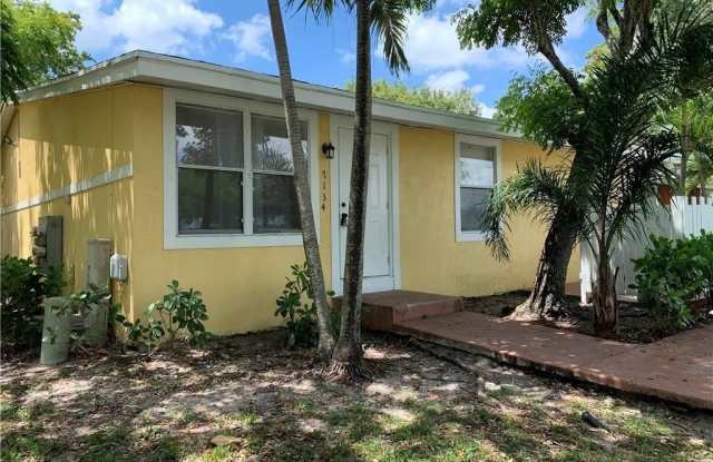 7134 Southgate Boulevard unit: 7134 photos photos