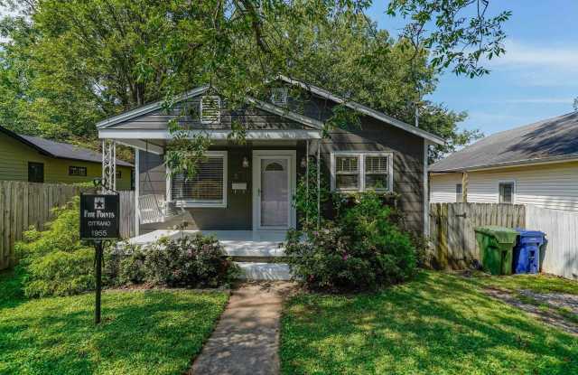 811 Wells Avenue - 811 Wells Avenue Southeast, Huntsville, AL 35801