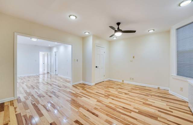 100 WEST 17TH ST photos photos