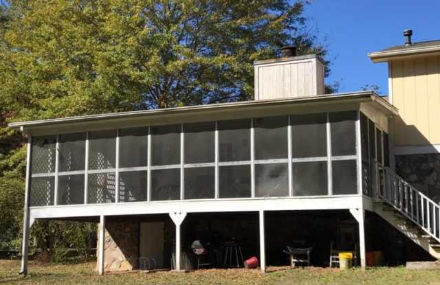3259 Plantation Road Gallery 2