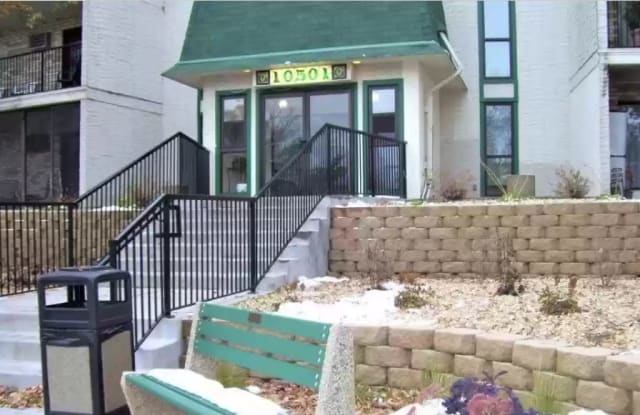 10501 Cedar Lake Rd - 10501 Cedar Lake Road, Minnetonka, MN 55305