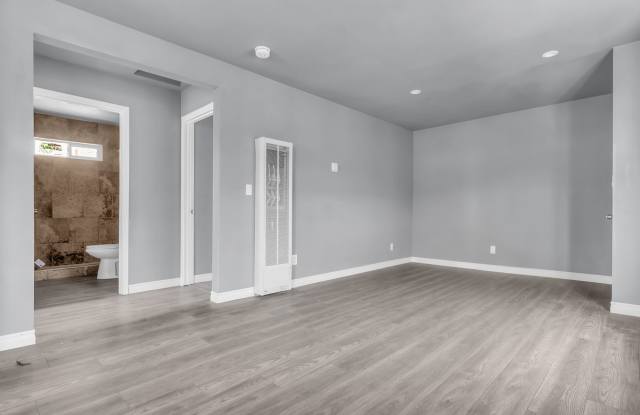 1517 East L Street photos photos