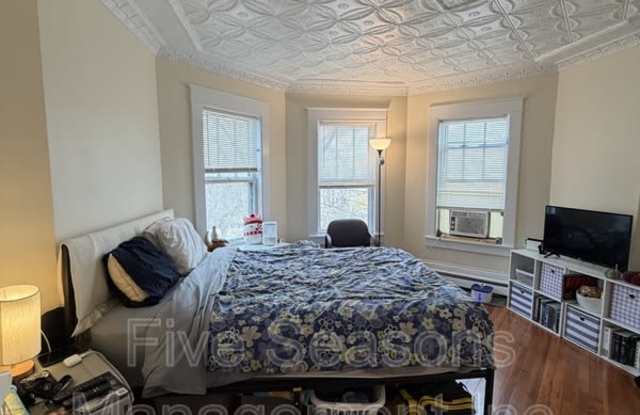465-467 Colchester Avenue - 1 Gallery 2