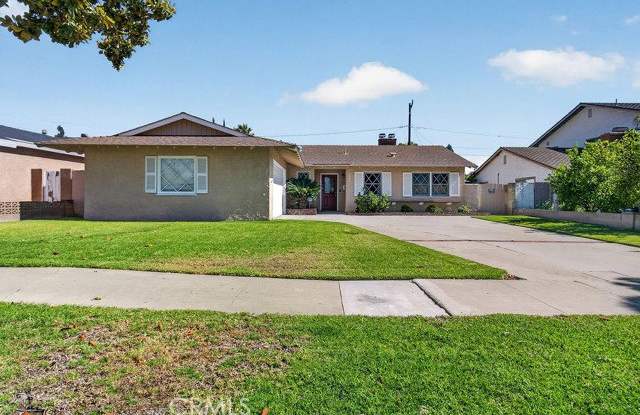 2310 East Monroe Avenue photos photos