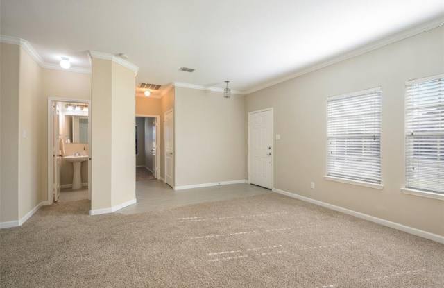 5212 Bluewater Drive Gallery 4