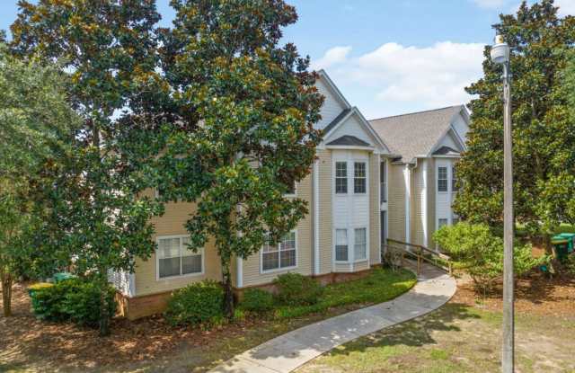 Rare 3 Bedroom Condo in Niceville! Gallery 3