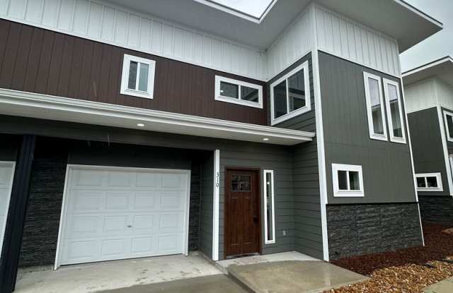 1350 E 24th St photos photos