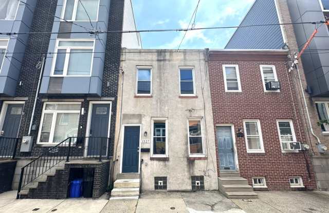 Gorgeous 3-Bedroom Townhouse in Point Breeze! Available NOW! photos photos