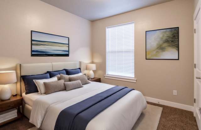 Charming 3-Bed, 2-Bath, Condo in The Village on 4th. Great Location! photos photos