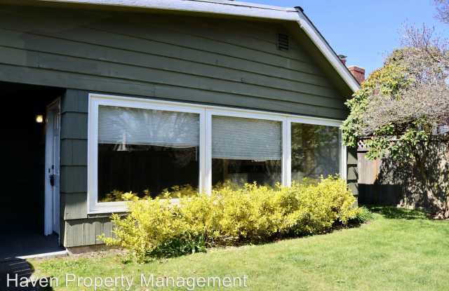 7149 35th Ave SW Gallery 2