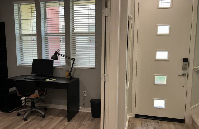 212 Paramount photos photos