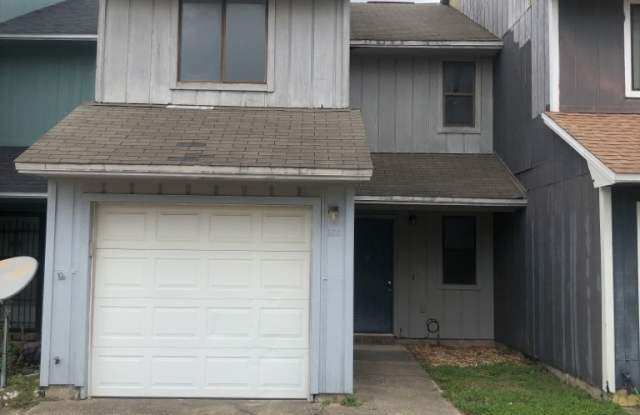 320 Olympia Court - 320 Olympia Court, Wright, FL 32547