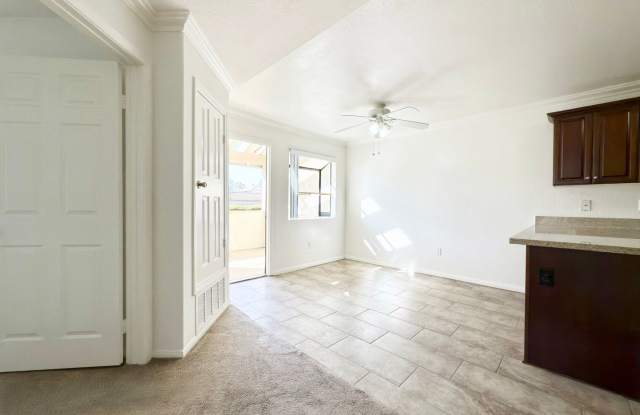 Upper Level Condo in Gated Community! Gallery 4