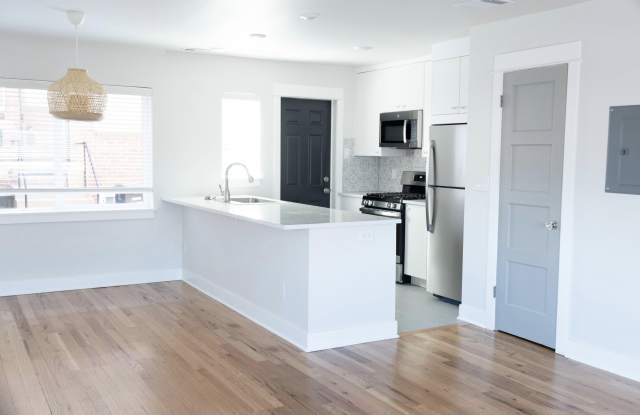 3353 Harrison Street photos photos