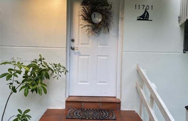 11701 NE 11th Pl photos photos