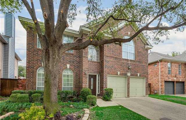 3757 Woodshadow Lane Gallery 2