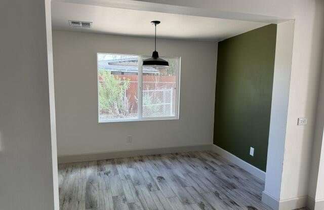 1431 E Adelaide Drive Gallery 4