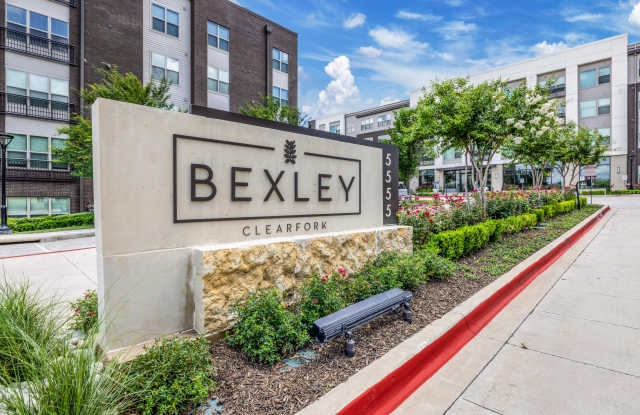Bexley Clearfork Gallery 2