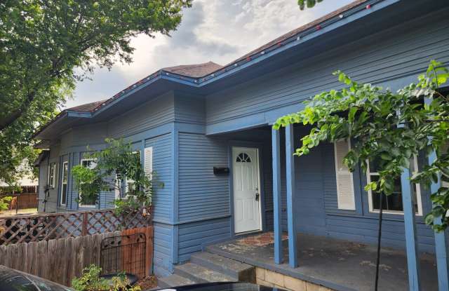 Charming 3-Bedroom, 1-Bath Home – $1,200/Month - 601 South Hadden Avenue, El Reno, OK 73036