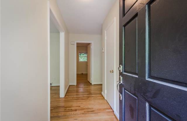242 Camden Road NE Gallery 3