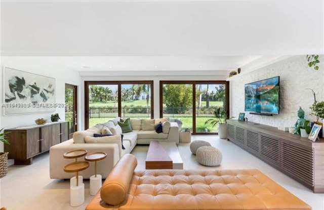 5911 Alton Rd MIAMI BEACH, FL 33140 photos photos