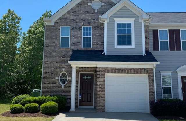 458 Woodbark Ct - 458 Woodbark Court, Mauldin, SC 29607
