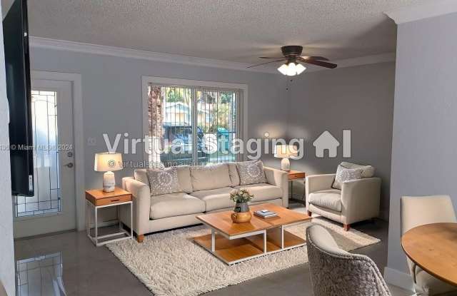 15254 SW 103rd Ave - 15254 Southwest 103rd Avenue, Palmetto Estates, FL 33157